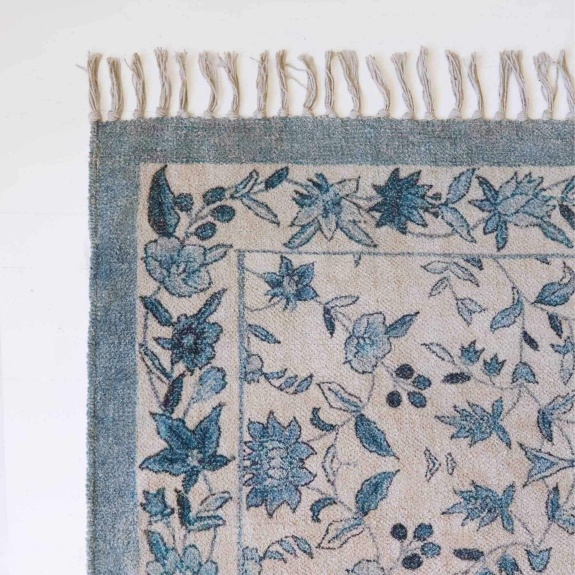 Delft Blue Floral Rug | Delft Style Rug with Blue Floral Pattern