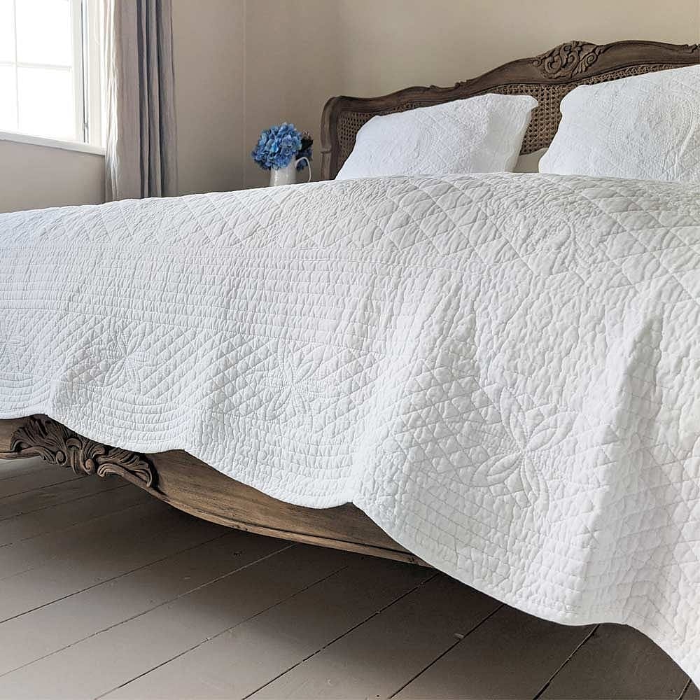 French White Cotton Quilted Bedspread & Pillow Sham Set White Ornate