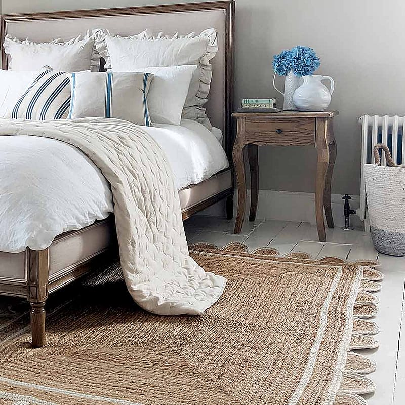 Sundar Scallop White Rug | White Scalloped Edge Jute Rug Floor Mat
