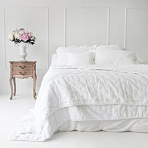 How To: Master an All White Bedroom