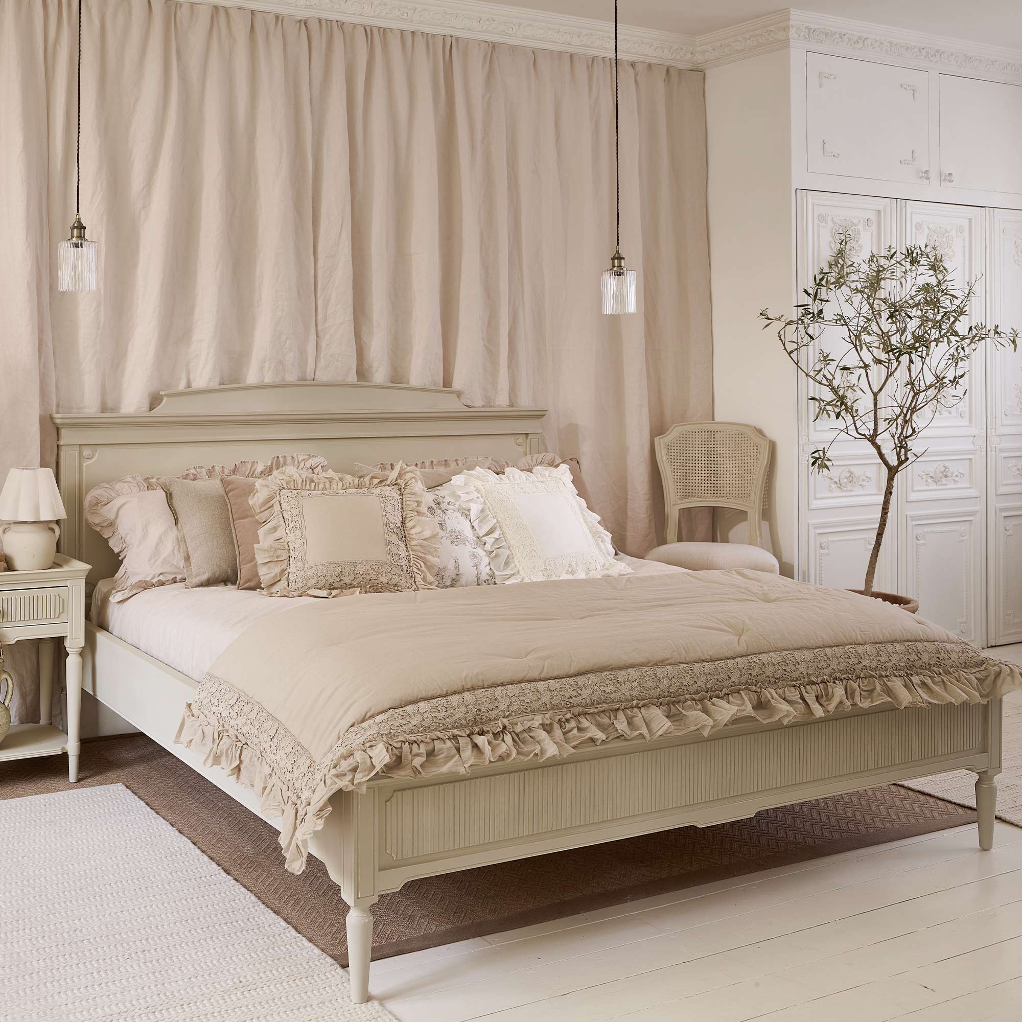 Hand Carved Solid Wooden Bed in Oatmeal 