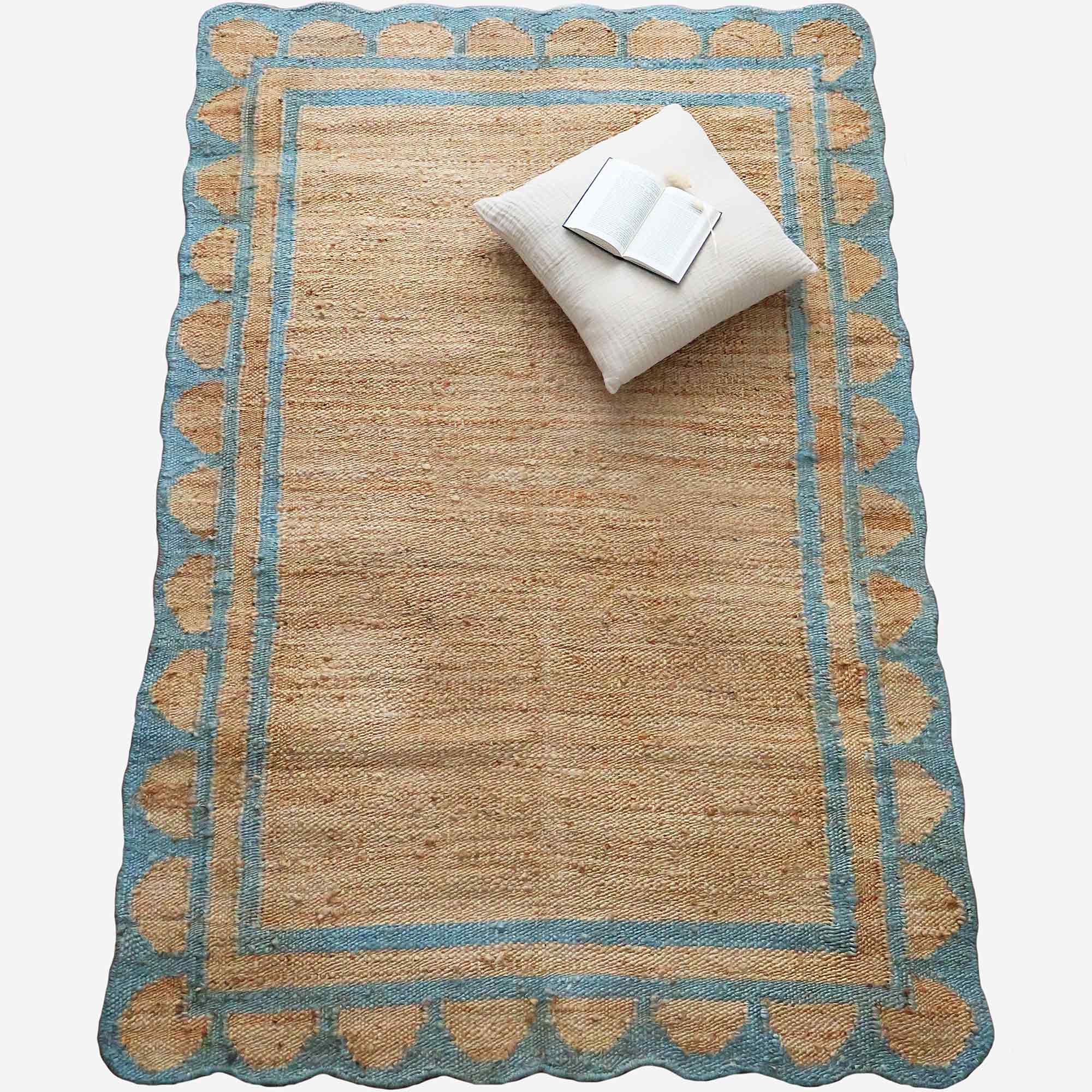 Rug with Blue Scallop Edge Detail