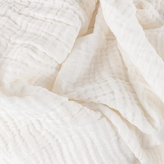 Bed Linen Set in White Bed Linen Set in White