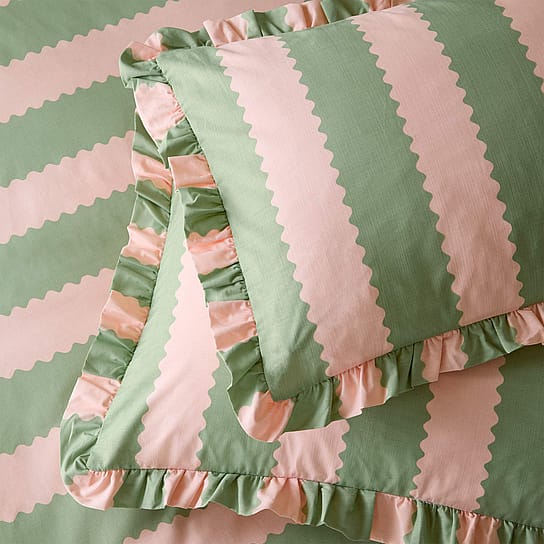 Sage Green and Petal Pink Striped Bed Linen Set Sage Green and Petal Pink Striped Bed Linen Set
