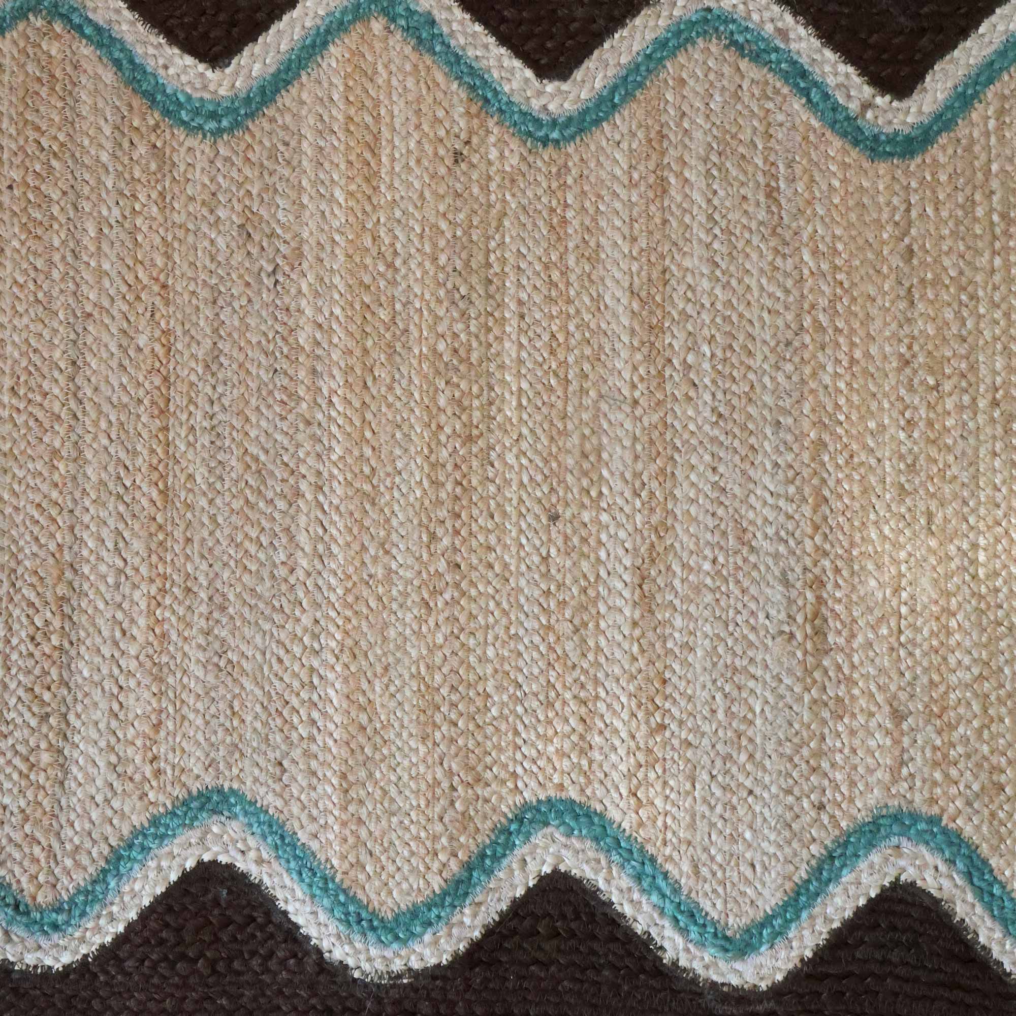 Natural Jute Rug with Scalloped Edge in Blue and Cocoa