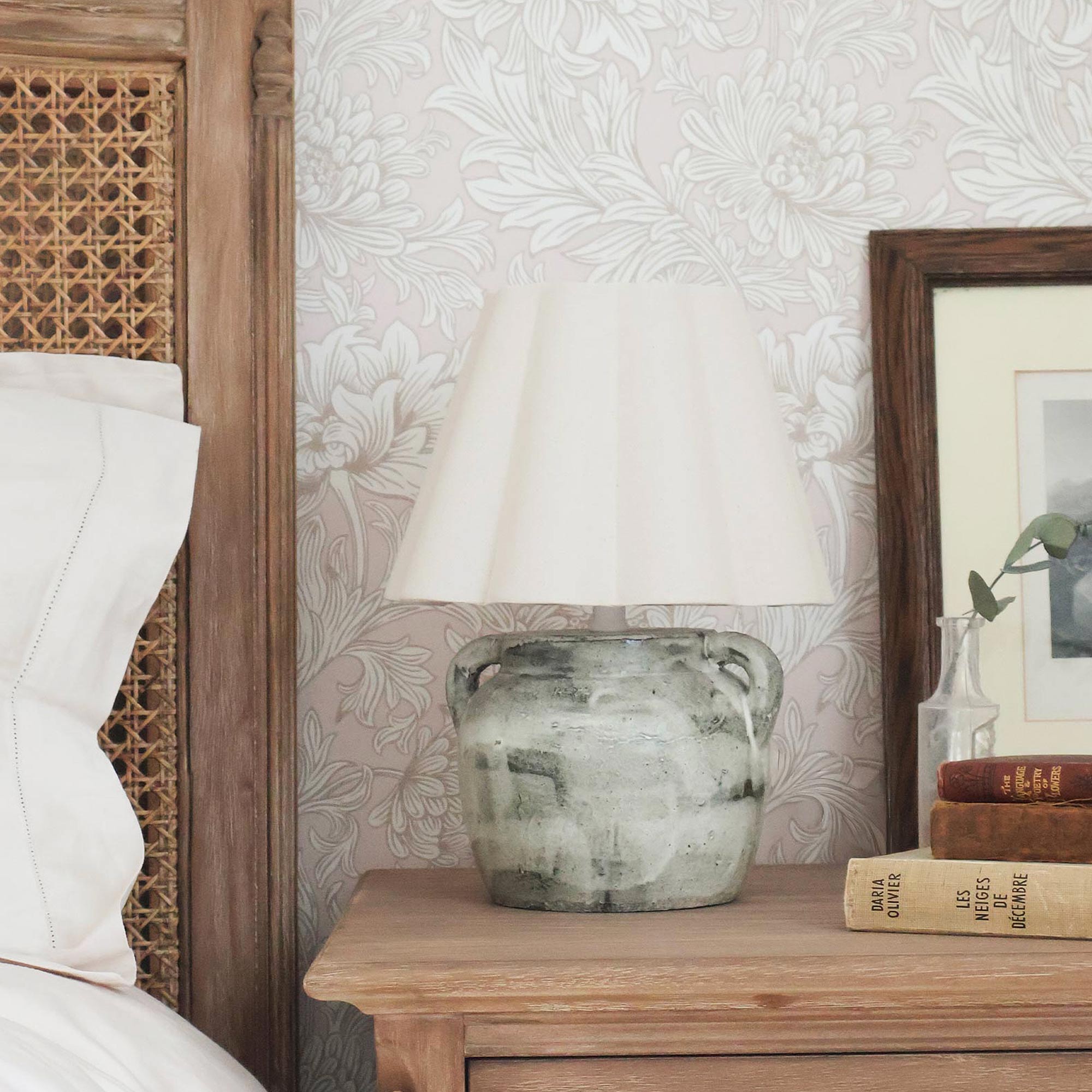 Petite Table Lamp With Scalloped Shade In Mottled Finish