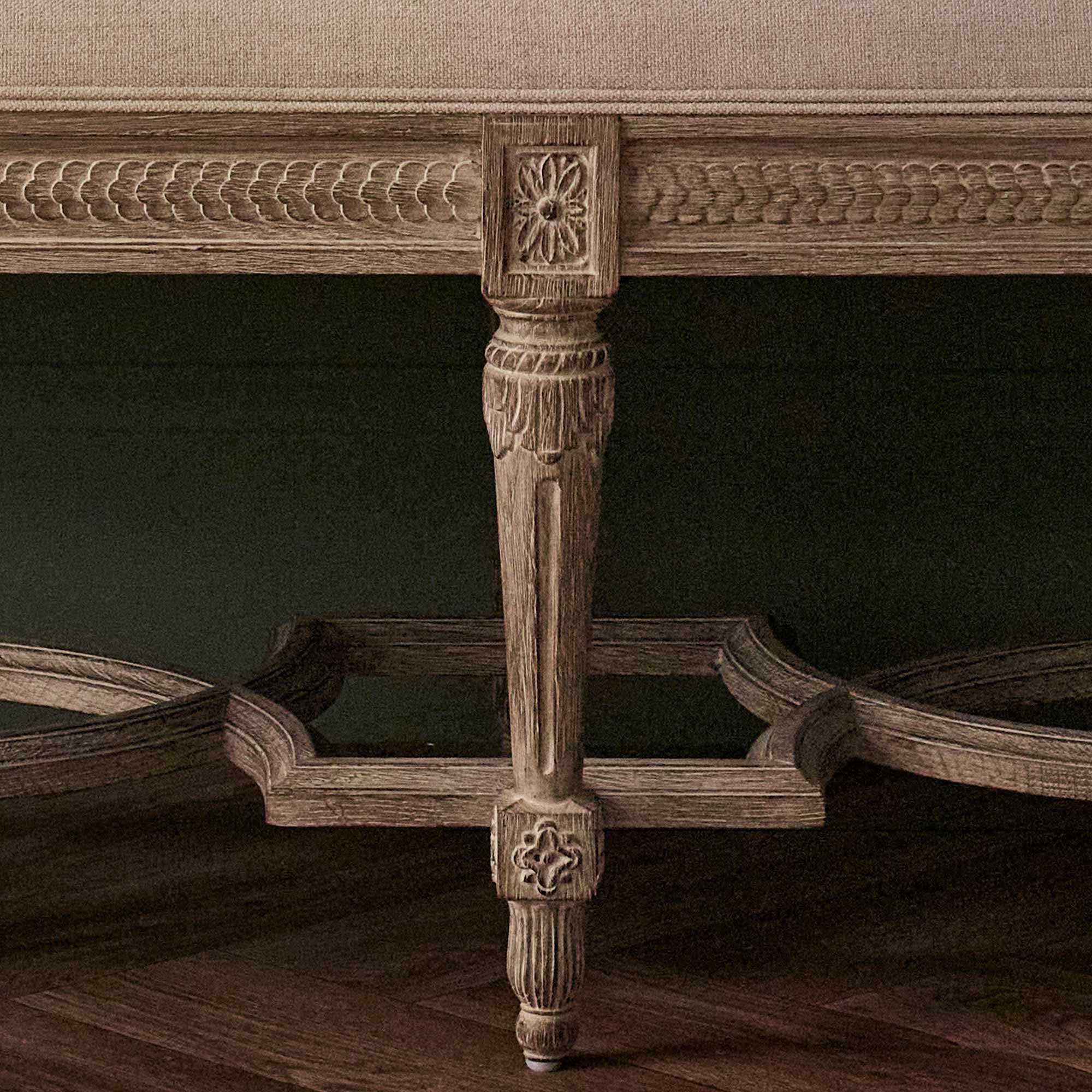 Douceur Carved Oak Bench