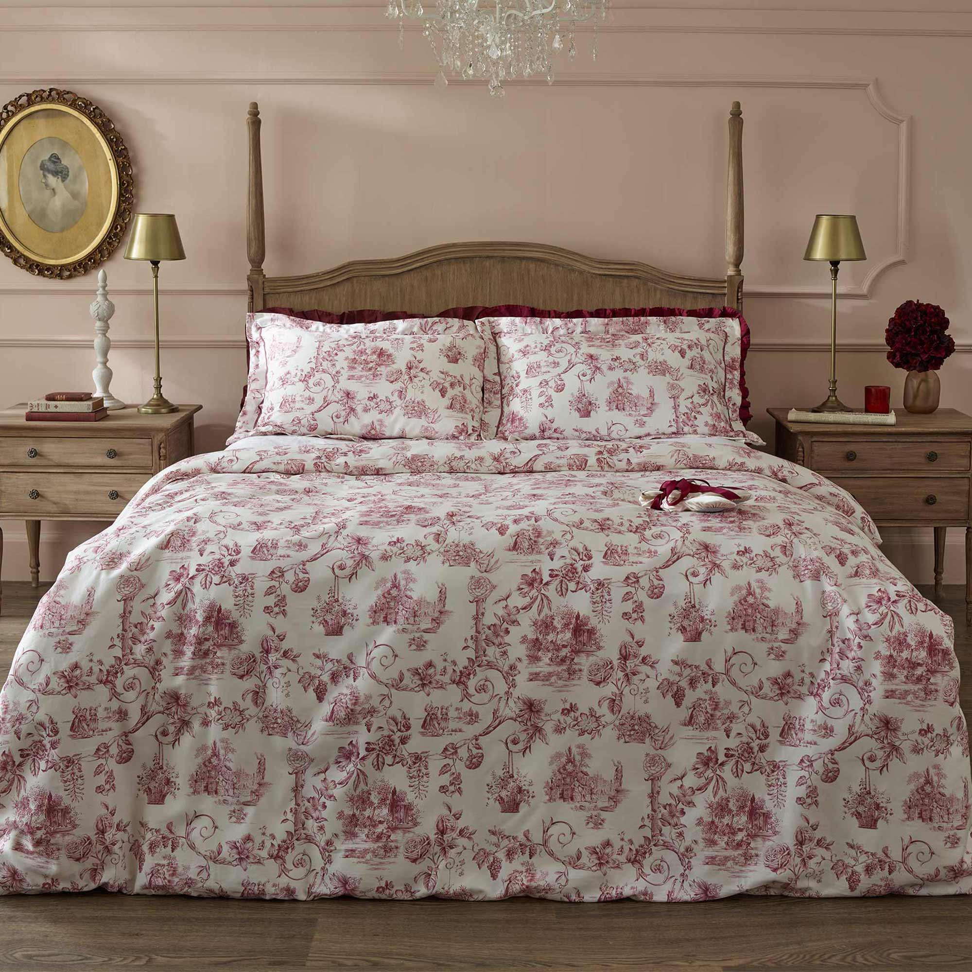 French Toile Berry Bed Linen Set