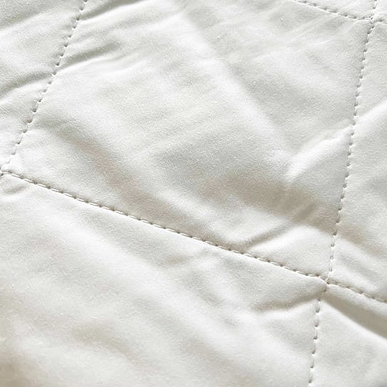white quilted protector white quilted protector