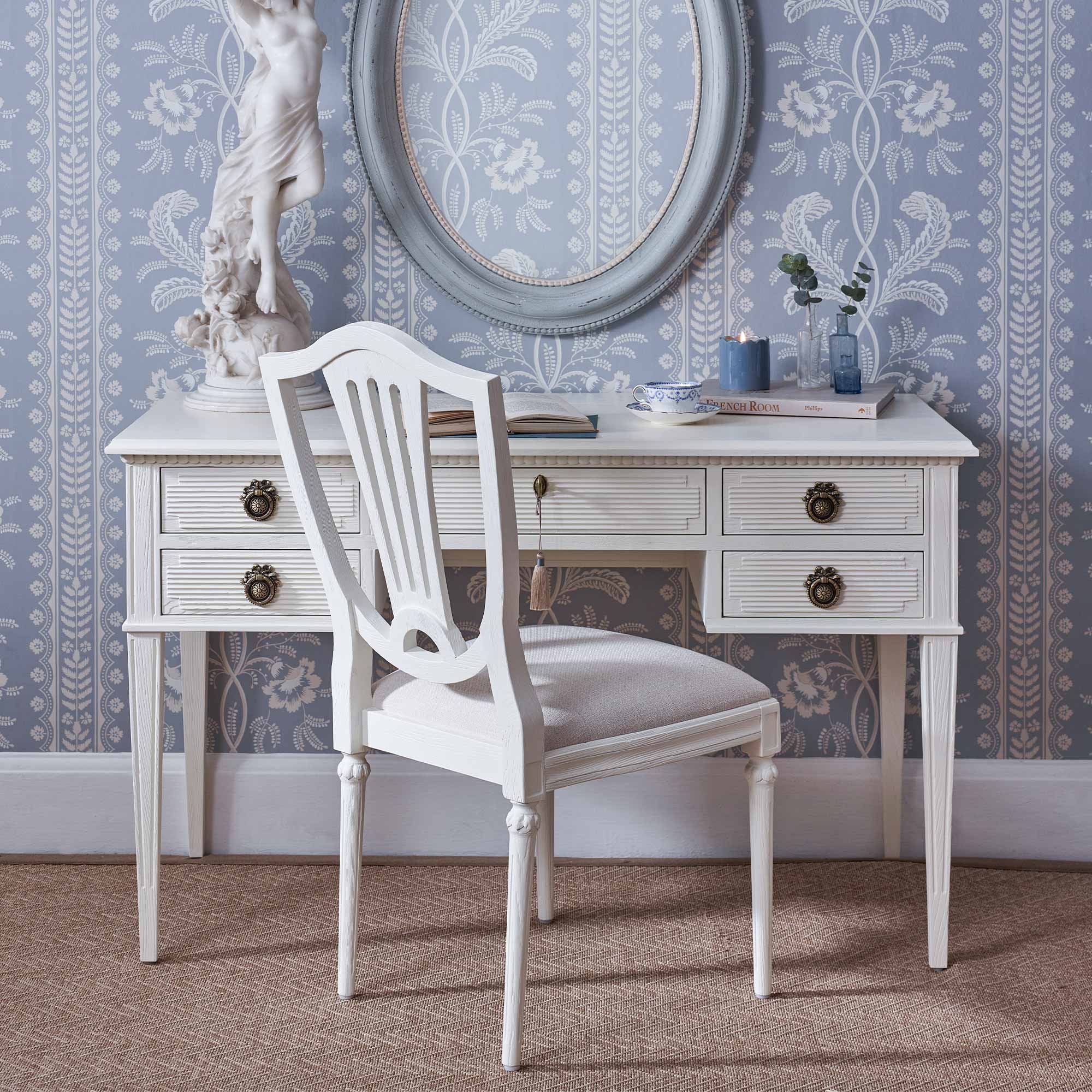 Gustavian White Upholstered Chair