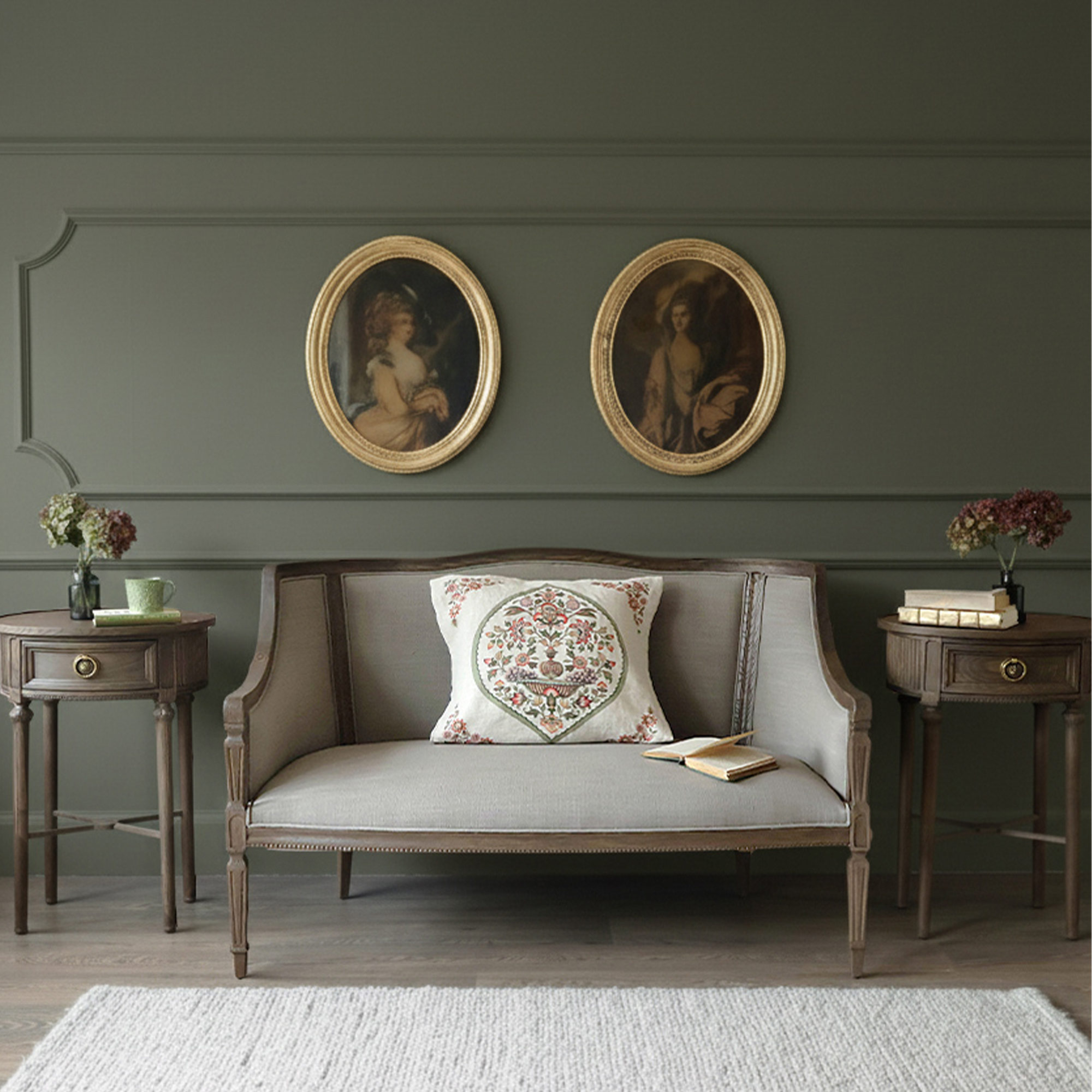 Gustavian Dark Sofa in Green Room