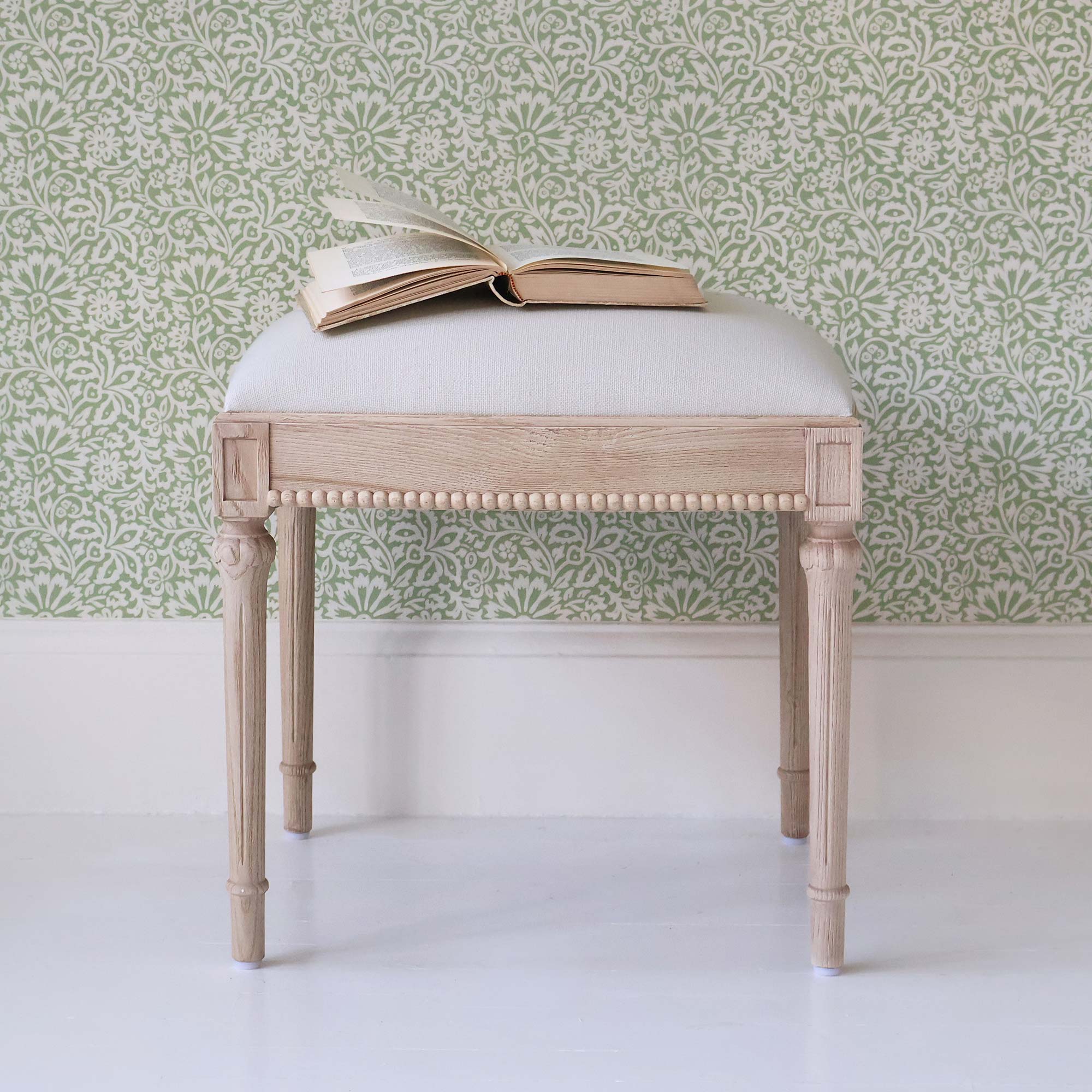 ash wood dressing stool 