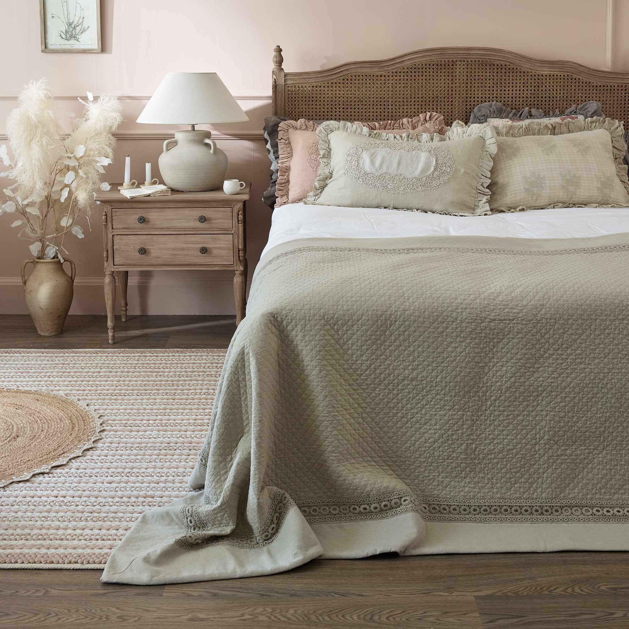 Cotton Bedspread with Eyelet Lace Detail in Natural