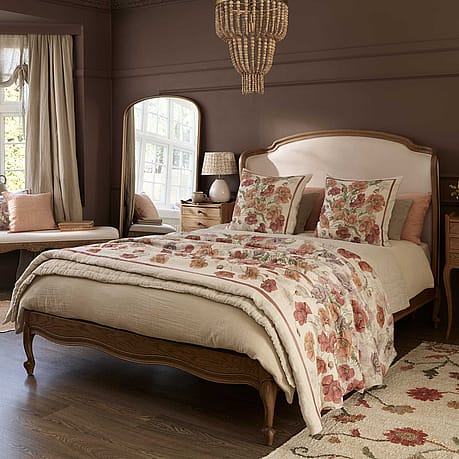 Love Story Cocoon Linen Upholstered Bed Love Story Cocoon Linen Upholstered Bed