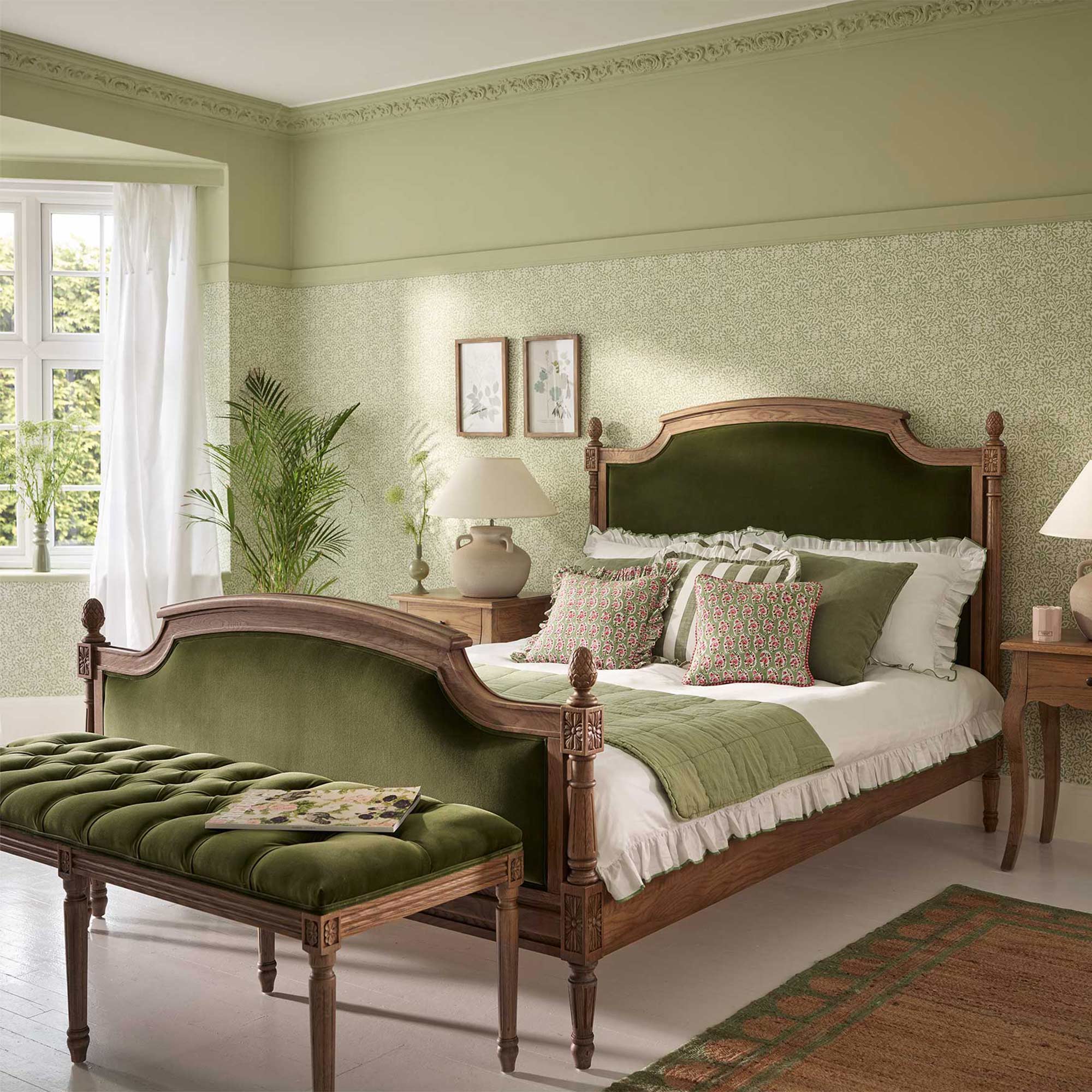 Love Story Green Velvet Bench