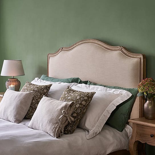 Framed Oak Bed with Luxurious Natural Linen Upholstery Framed Oak Bed with Luxurious Natural Linen Upholstery