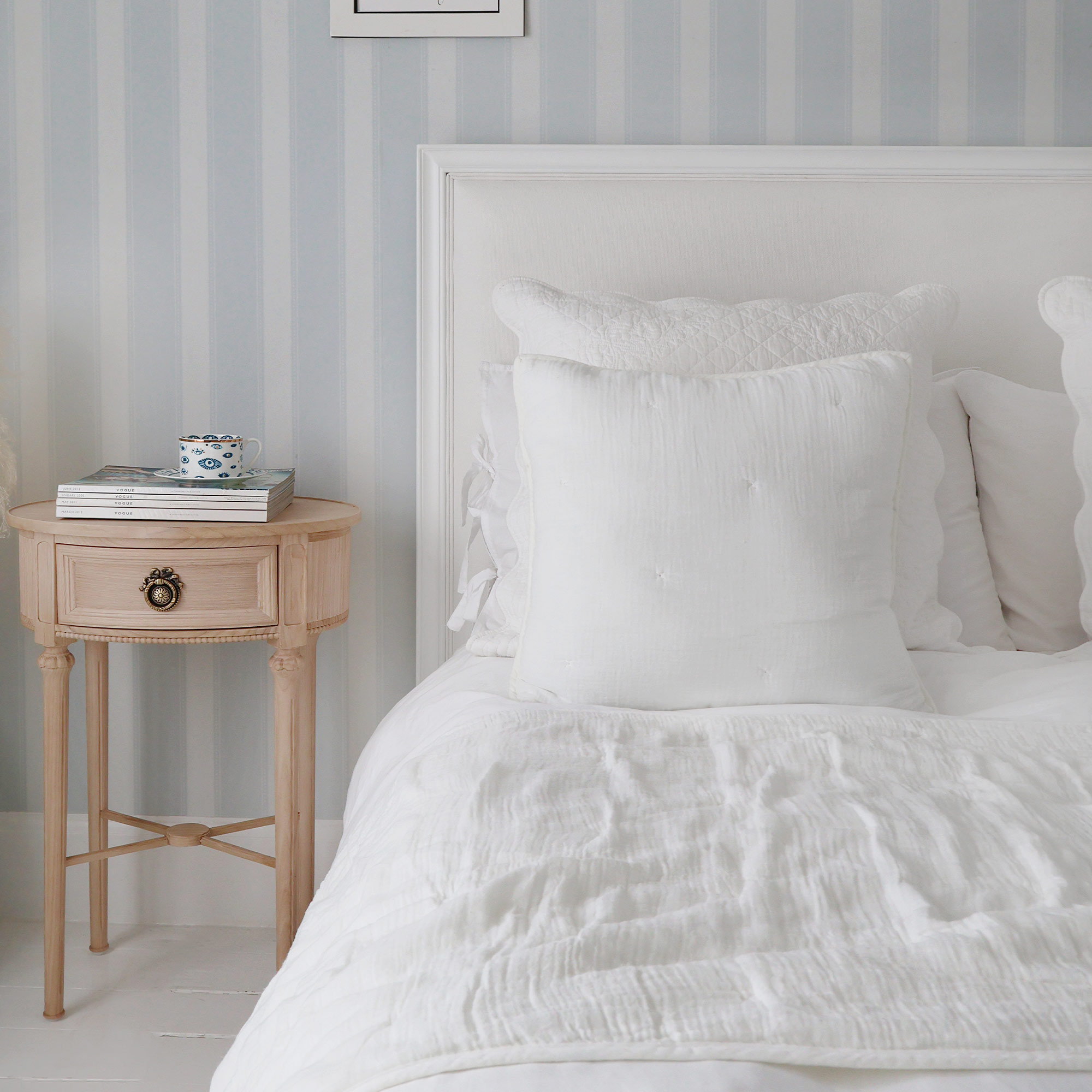 Lover’s Embrace Cotton Cushion in Ivory