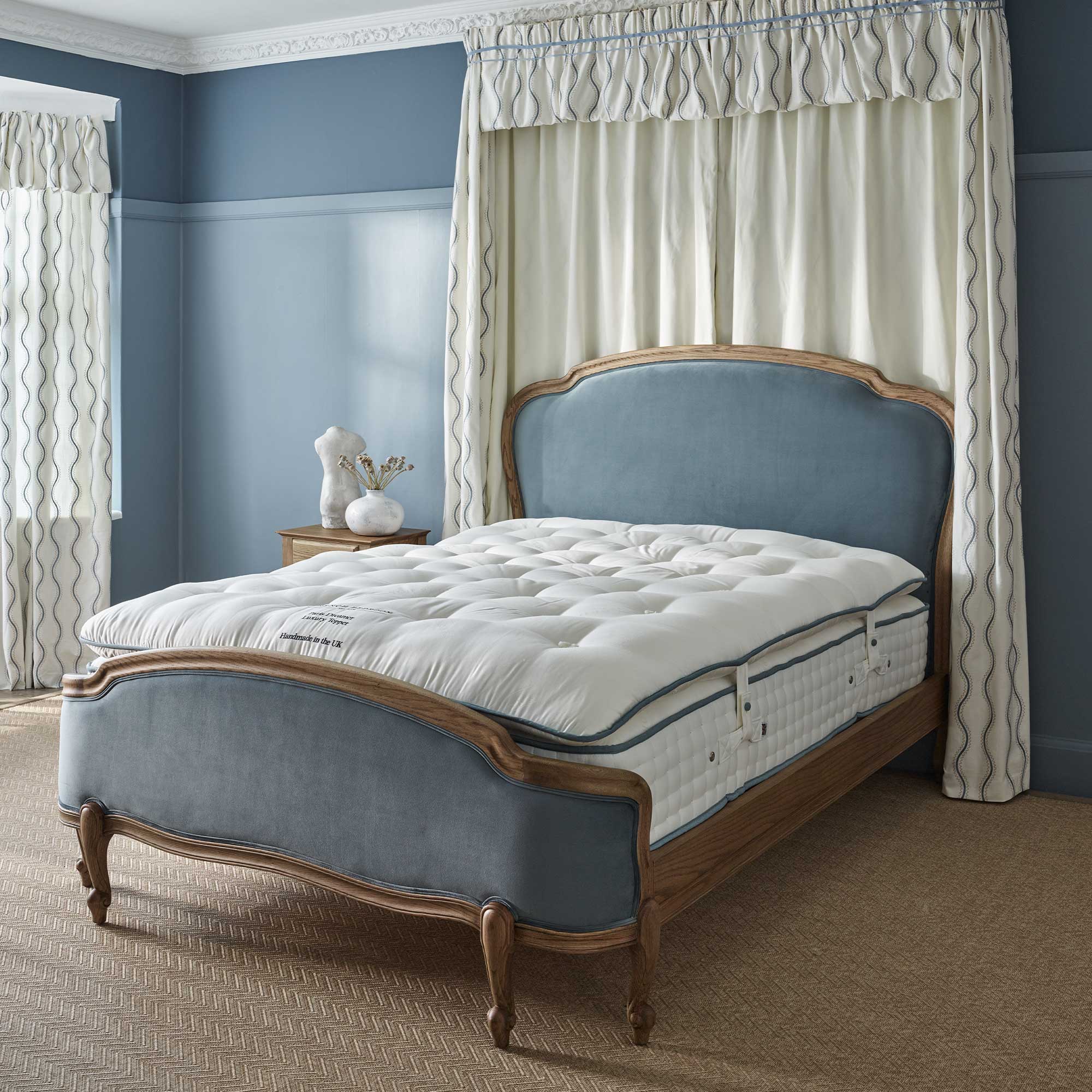 Paris Dreamer Luxury Mattress Topper