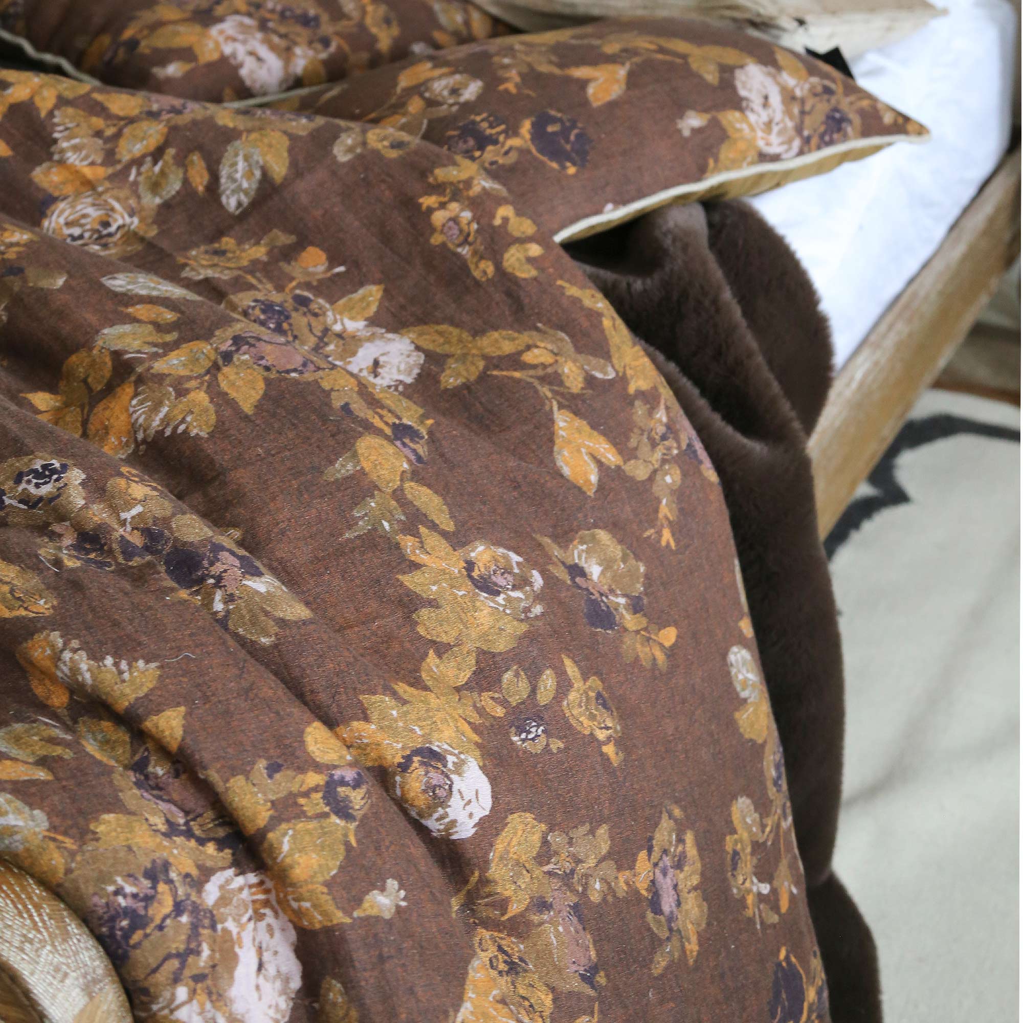Autumn Nook Brown Floral Runner