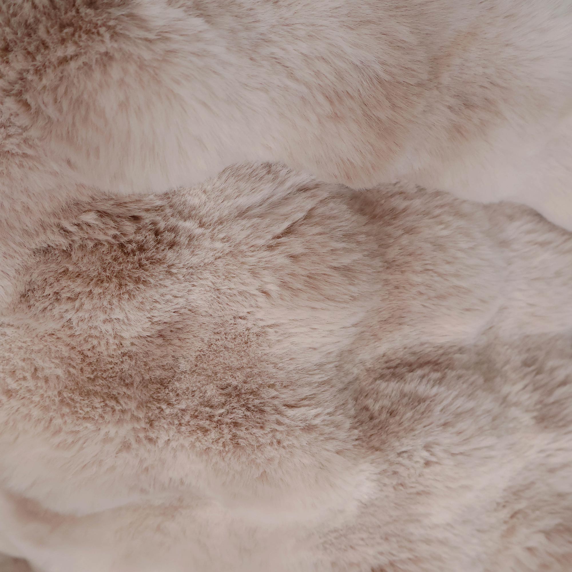 Sourdough & Latte Faux Fur Throw