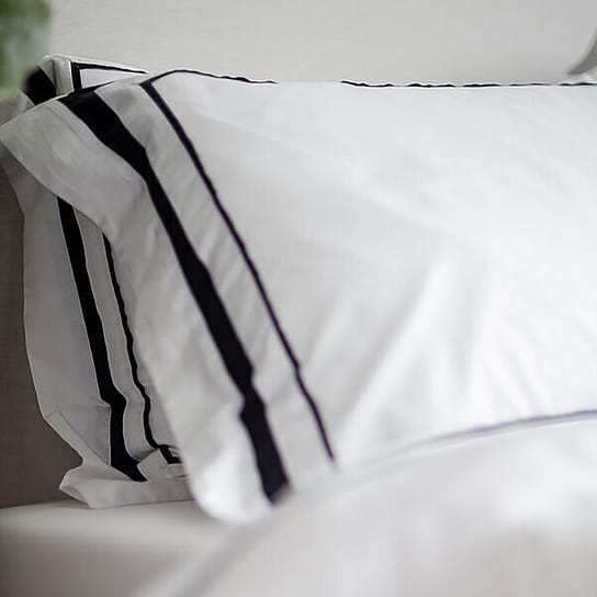 white bedding set with double black borders white bedding set with double black borders