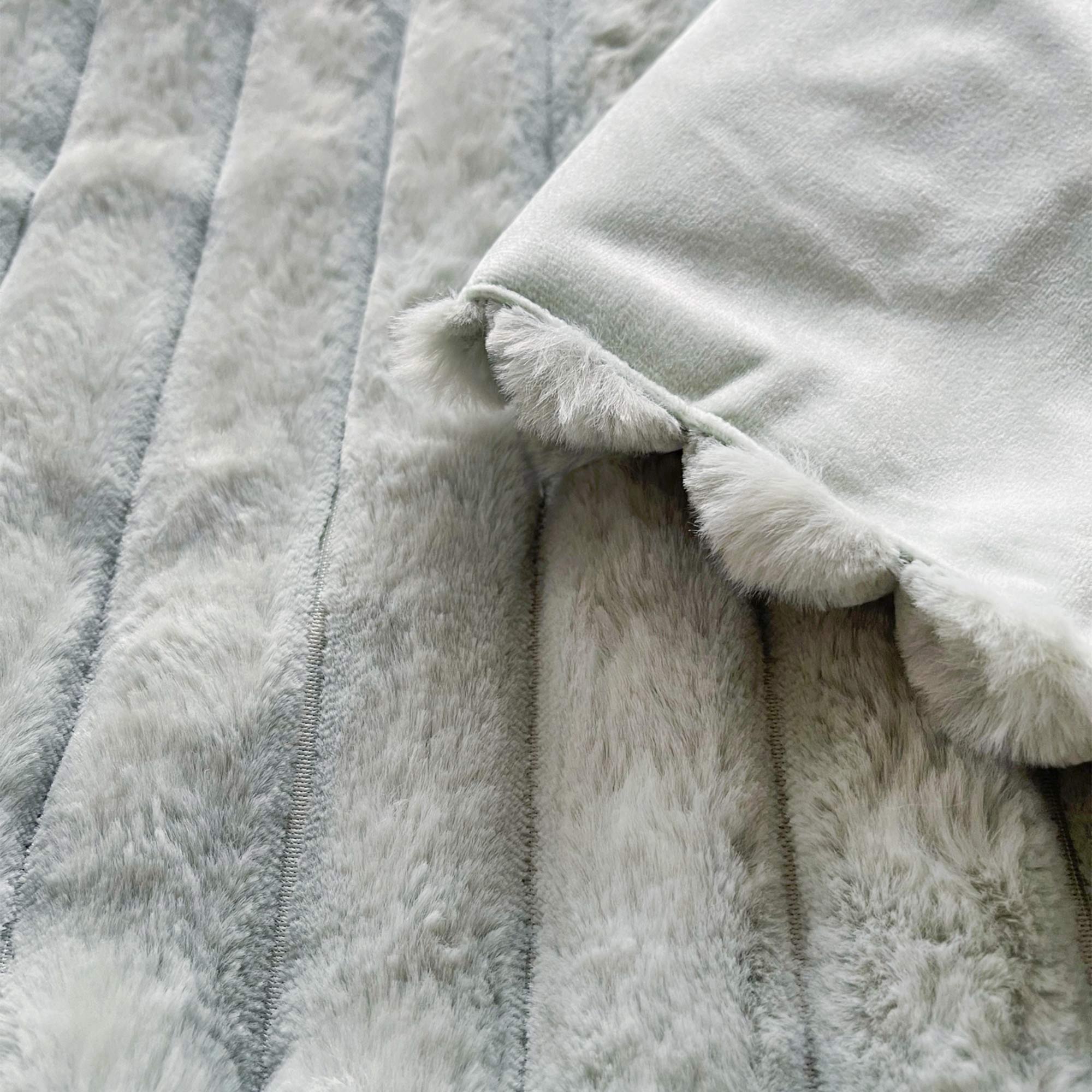 Norwegian Mint Faux Fur Throw