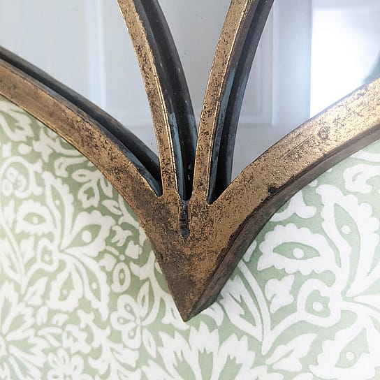 Pair of Elegant Antique Brass Wall Mirrors with pointy details Pair of Elegant Antique Brass Wall Mirrors with pointy details