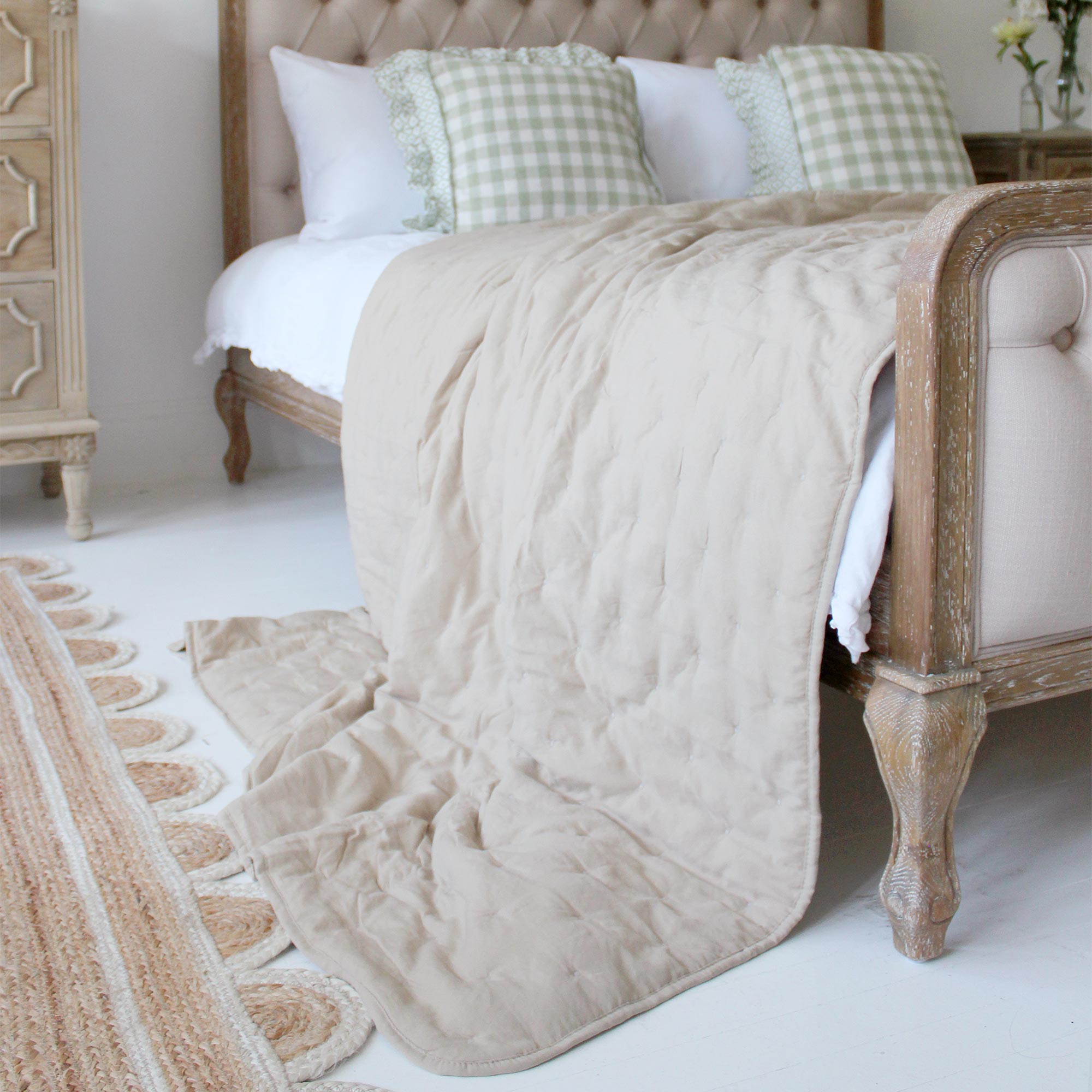 Quilted Bedspread in Pale Brown