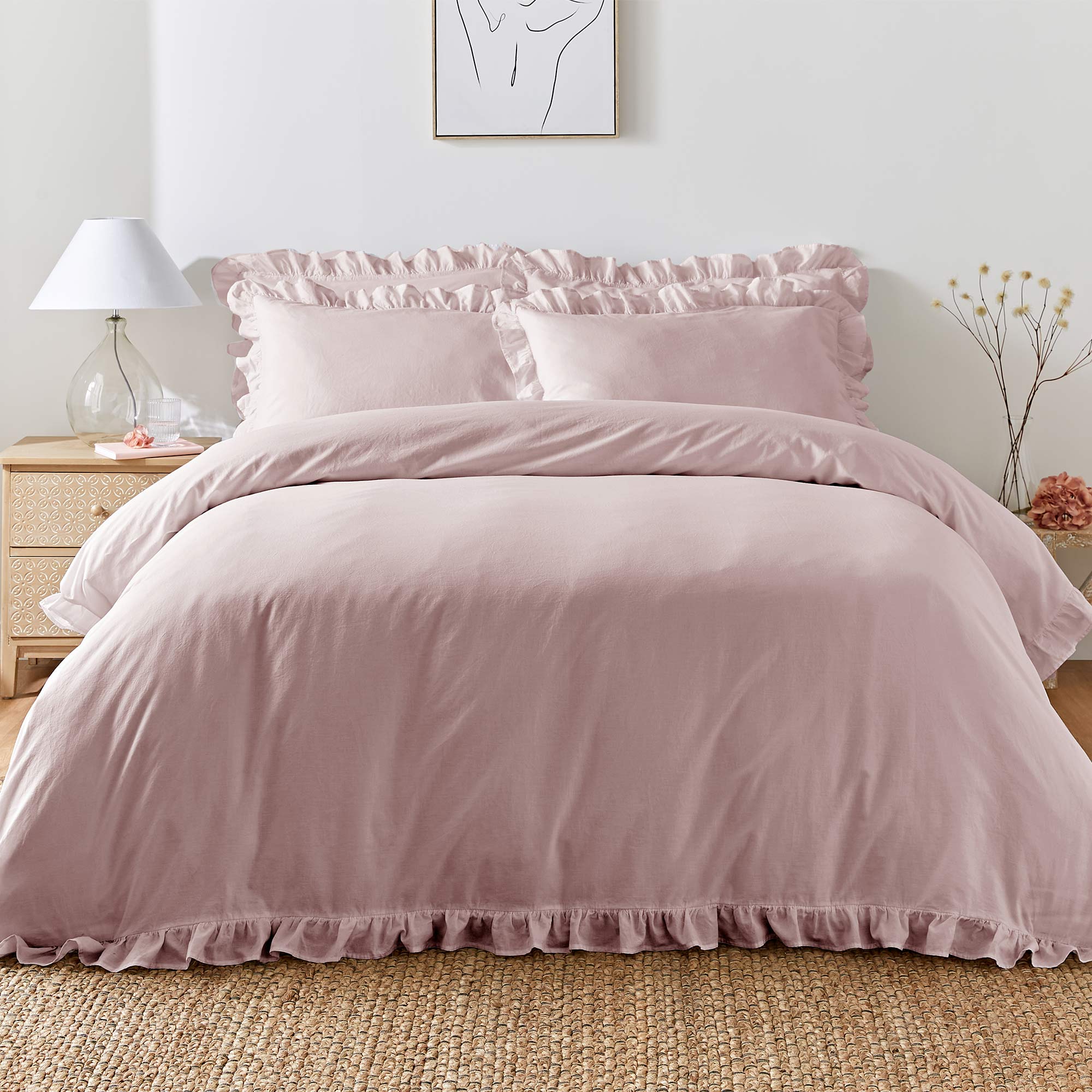 Ruffle Trimmed Lavender Bed Set