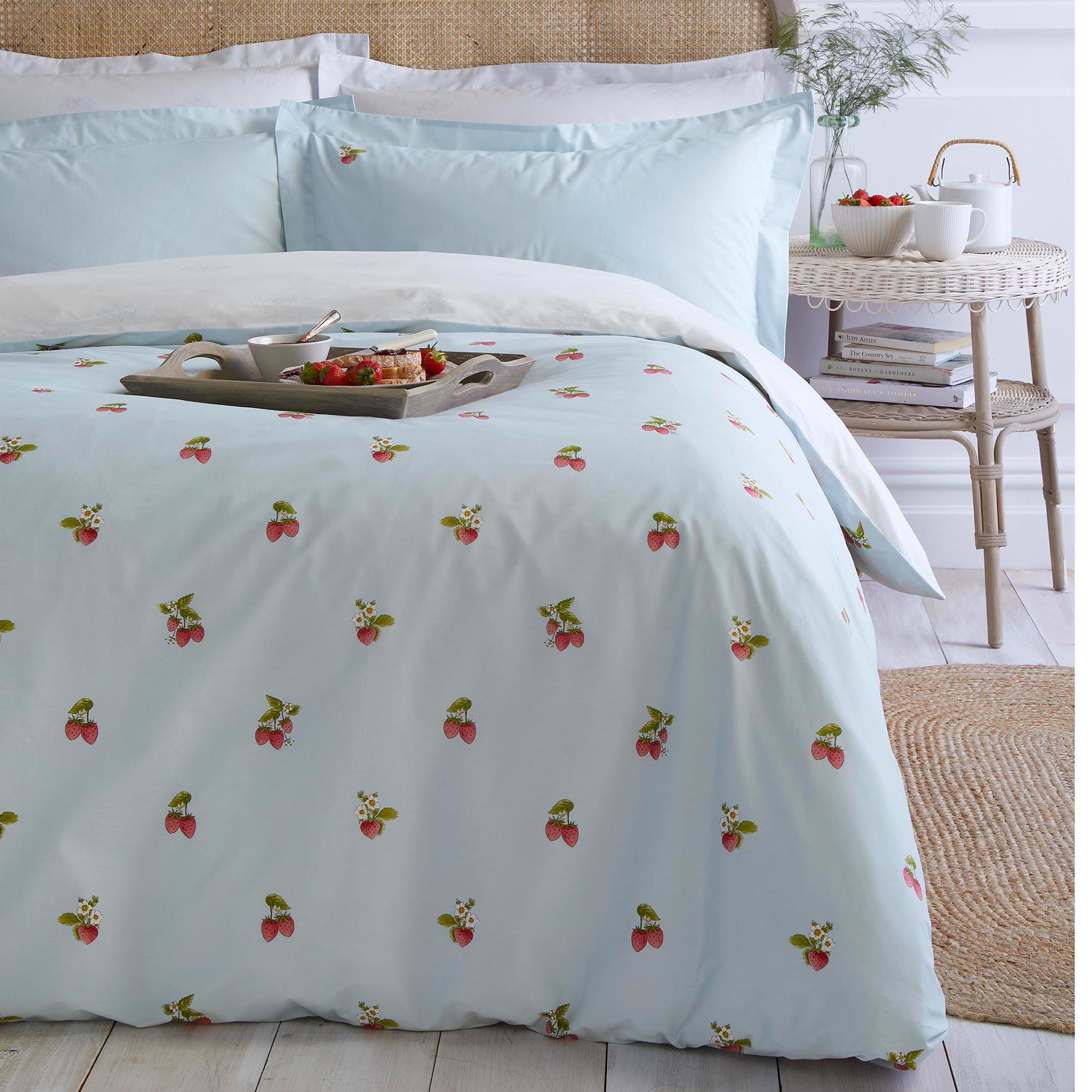 Pale Blue Bedlinen Set with Strawberry Detail