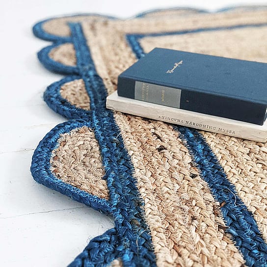 Scalloped Trim Beige Rug with Blue Border Scalloped Trim Beige Rug with Blue Border
