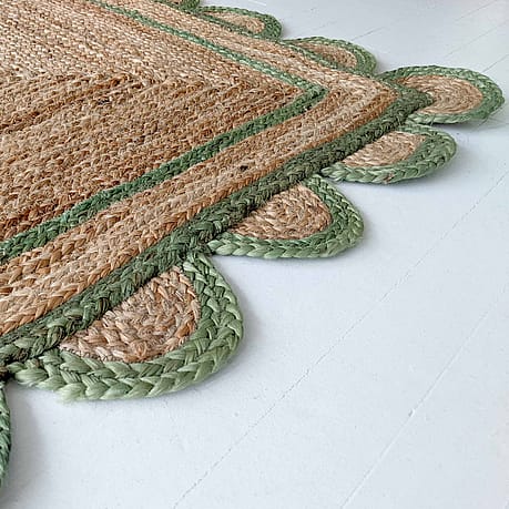 Sundar Scallop Green Jute Rug Sundar Scallop Green Jute Rug