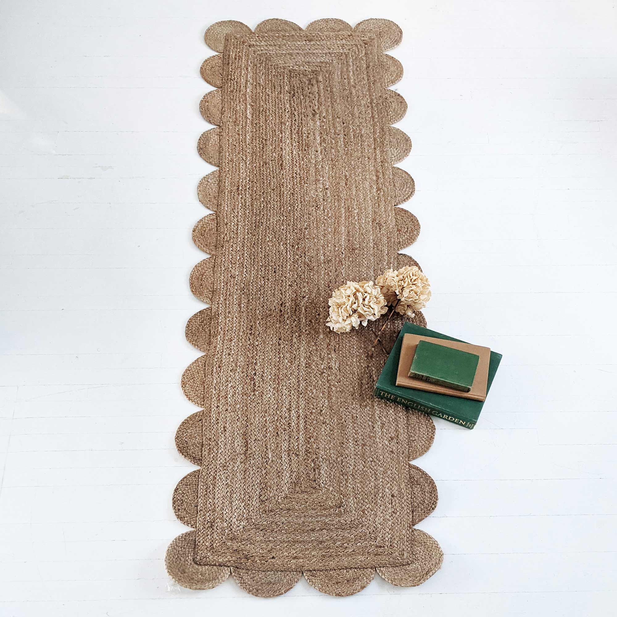 Scalloped Trim Beige Floor Runner