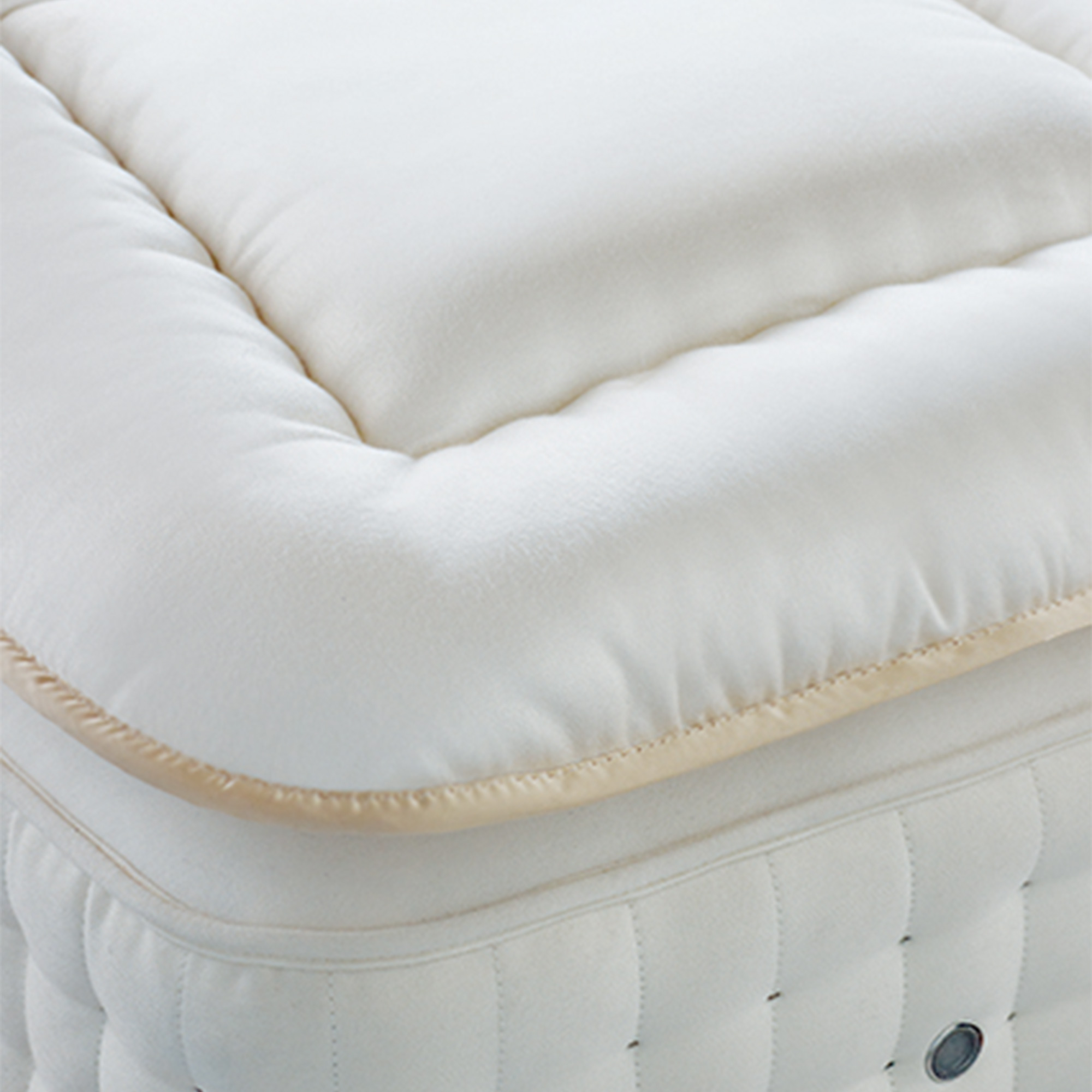 Vispring Heaven Mattress Topper