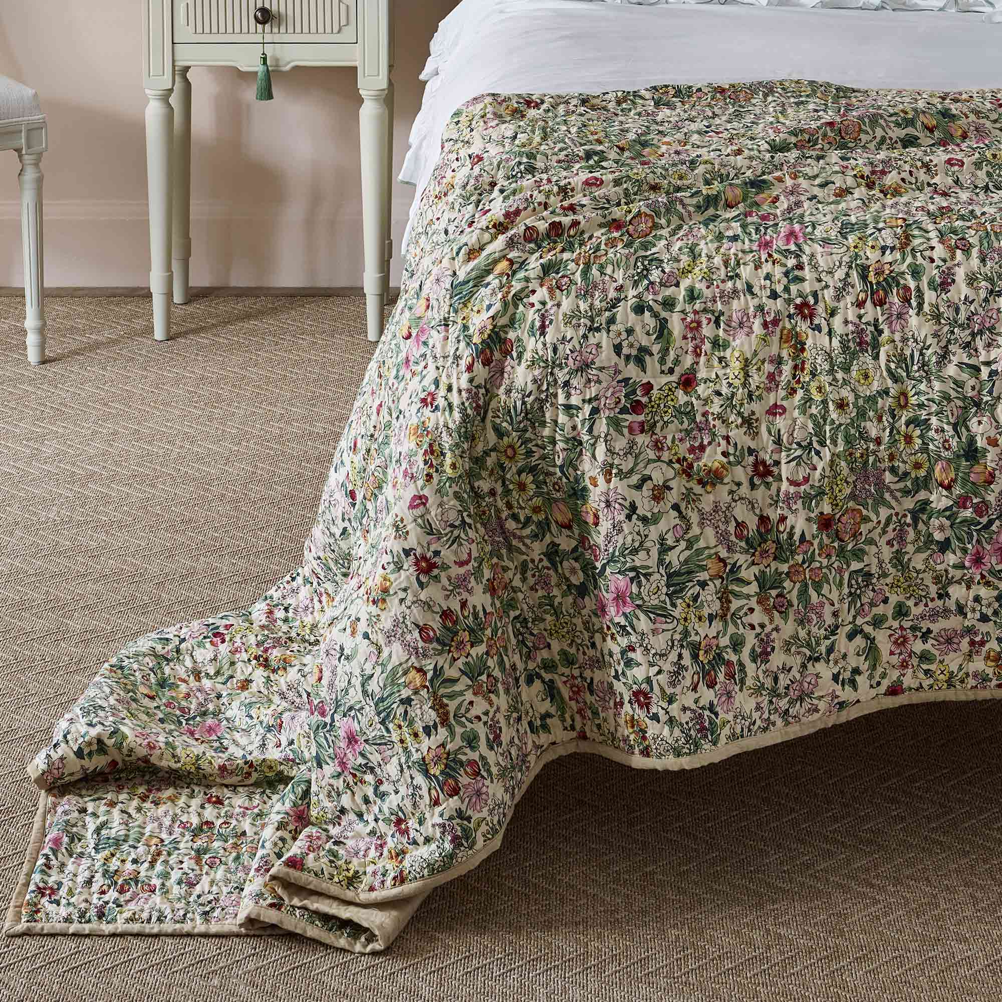 Quilted Wildflower Bedspread with Floral Print Design in Soft Pinks, Greens, Yellows and Peach