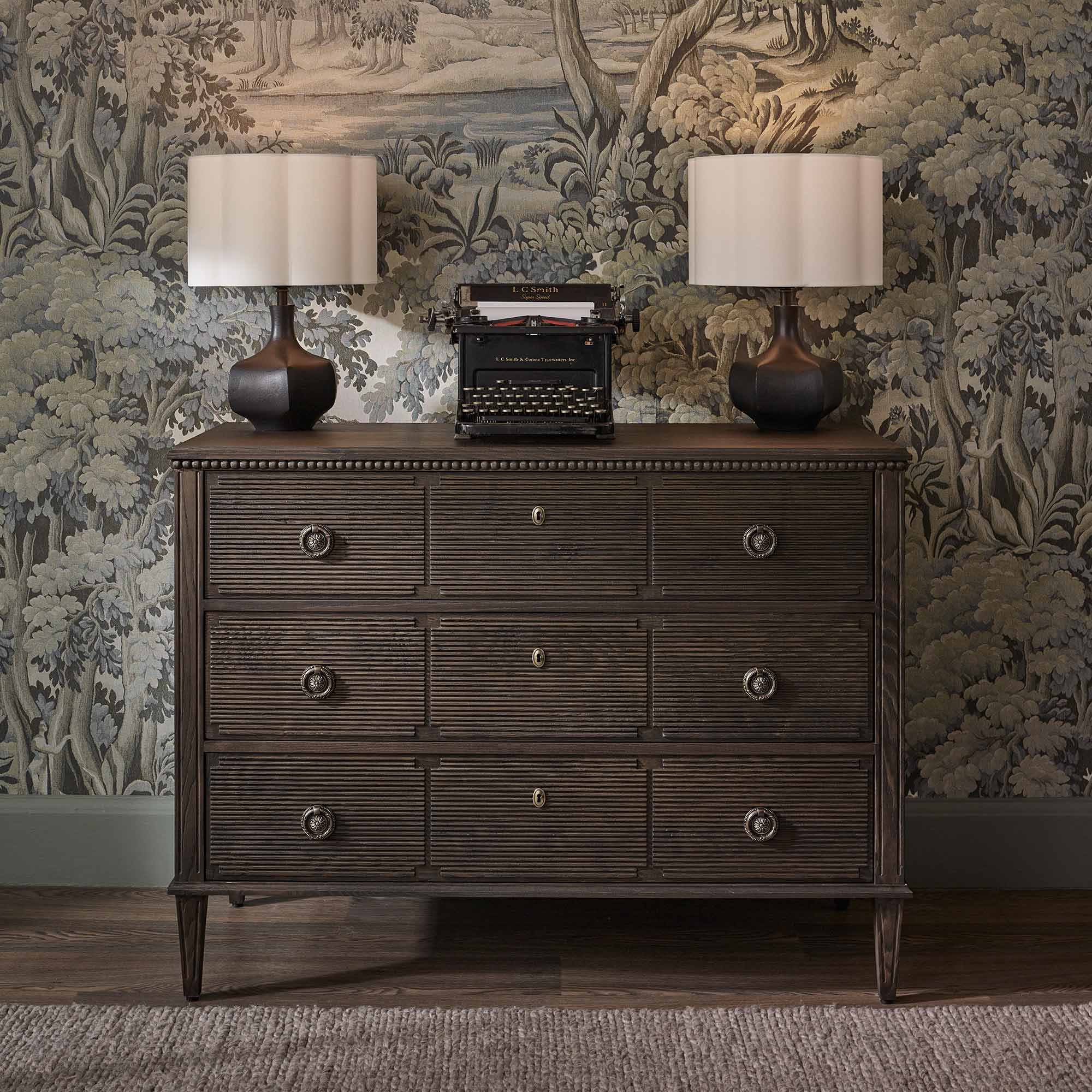 Love more, save more. Save up to £750 across our collections