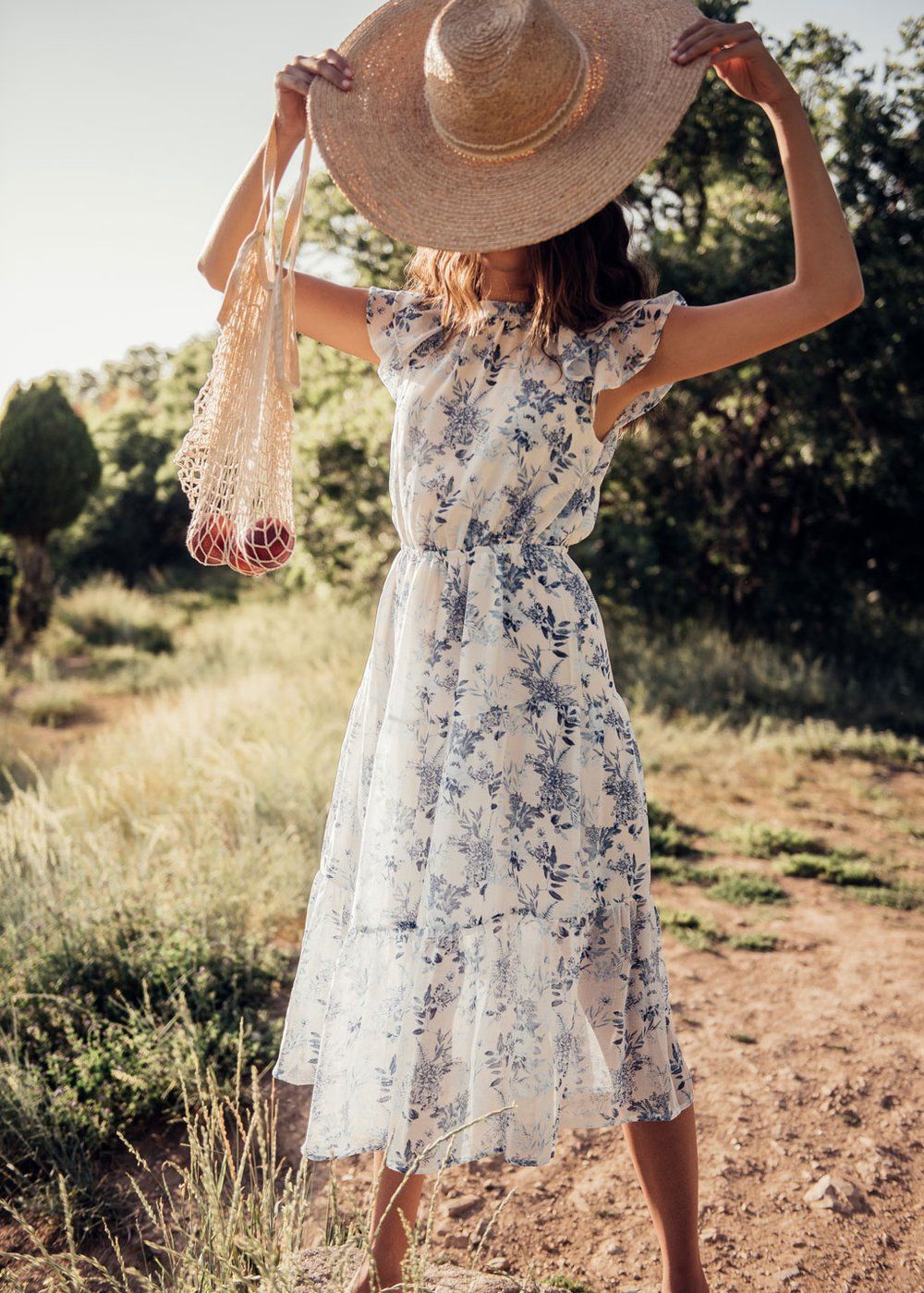 Waterloo Floral Dress - JessaKae, summer shoot, model, photoshoot, womens  fashion, modest fashion, blogger, OOTD, brown… | Flowy dress, Floral dress,  Modest fashion